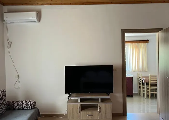 Nik Lejlighed Ksamil